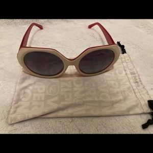 VonZipper Women's Buelah Round Sunglasses -